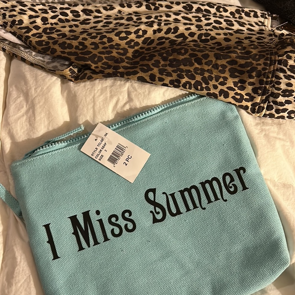 Wildfox "I Miss Summer" Swimsuit Bag | Brand New with Tags